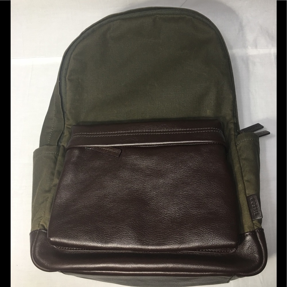 Fossil Men’s Buckner Green Leather Backpack